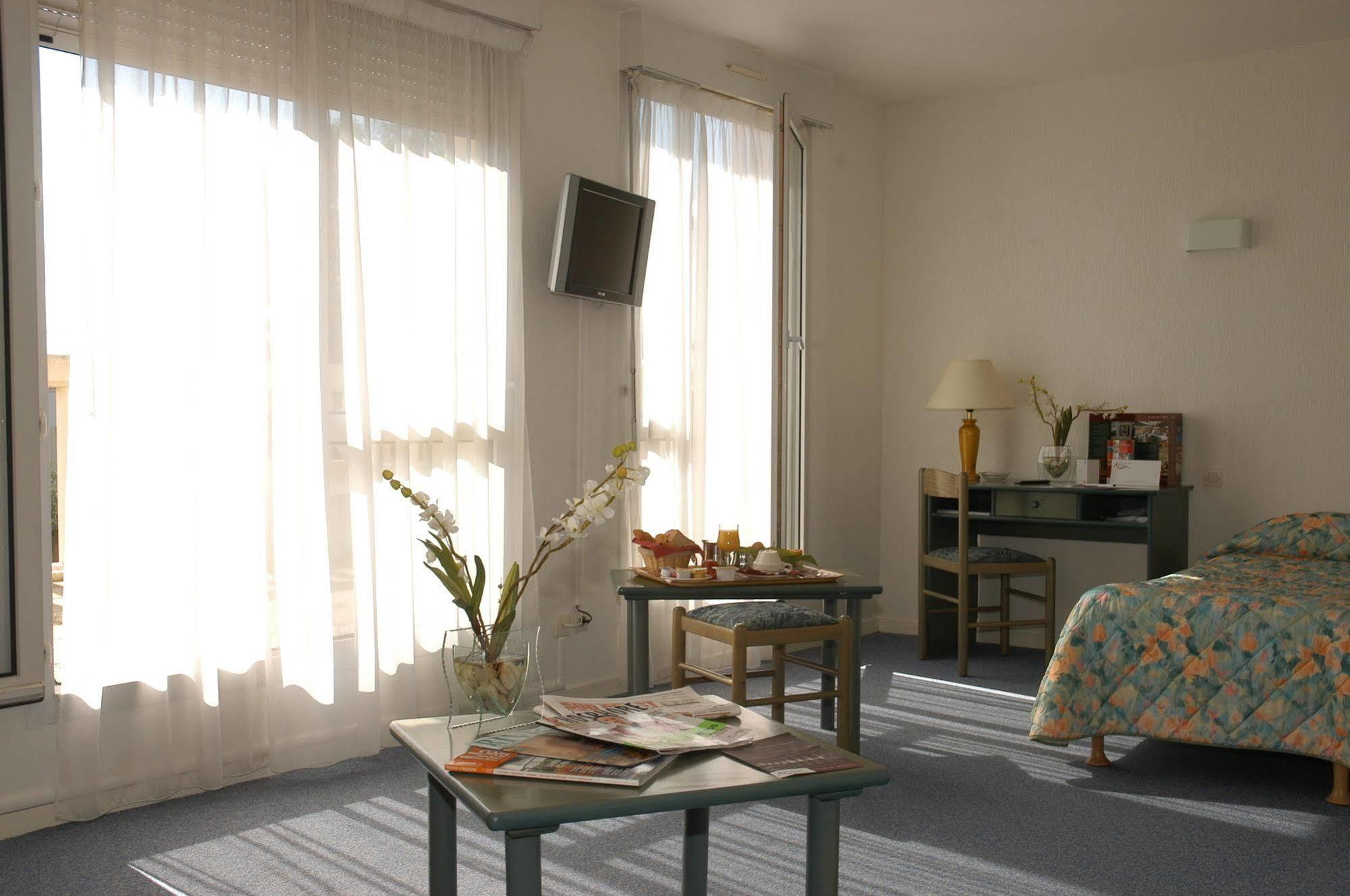 Inter-Hotel Bordeaux Meriadeck Alton Zimmer foto